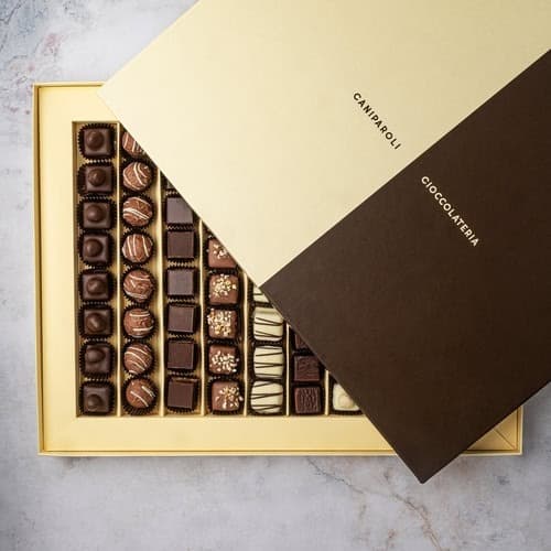 Pack of 80 mixed pralines